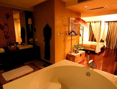 太原养生会所的黄昏恋：当爱情遇上八十岁